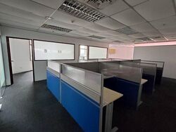 Peninsula Shopping Complex (D6), Office #579068591